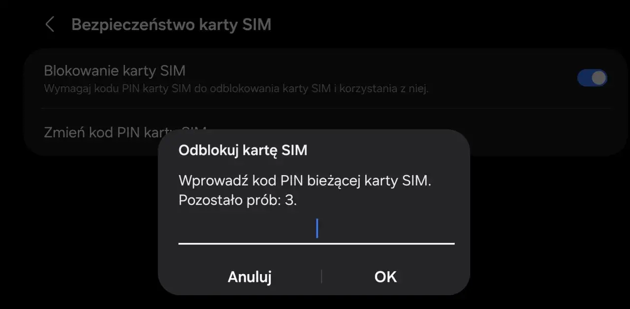 Ekran telefonu z prośbą o podanie kodu PIN do odblokowania karty SIM. Mobilna transmisja danych jest wyłączona, dopóki karta nie zostanie odblokowana.